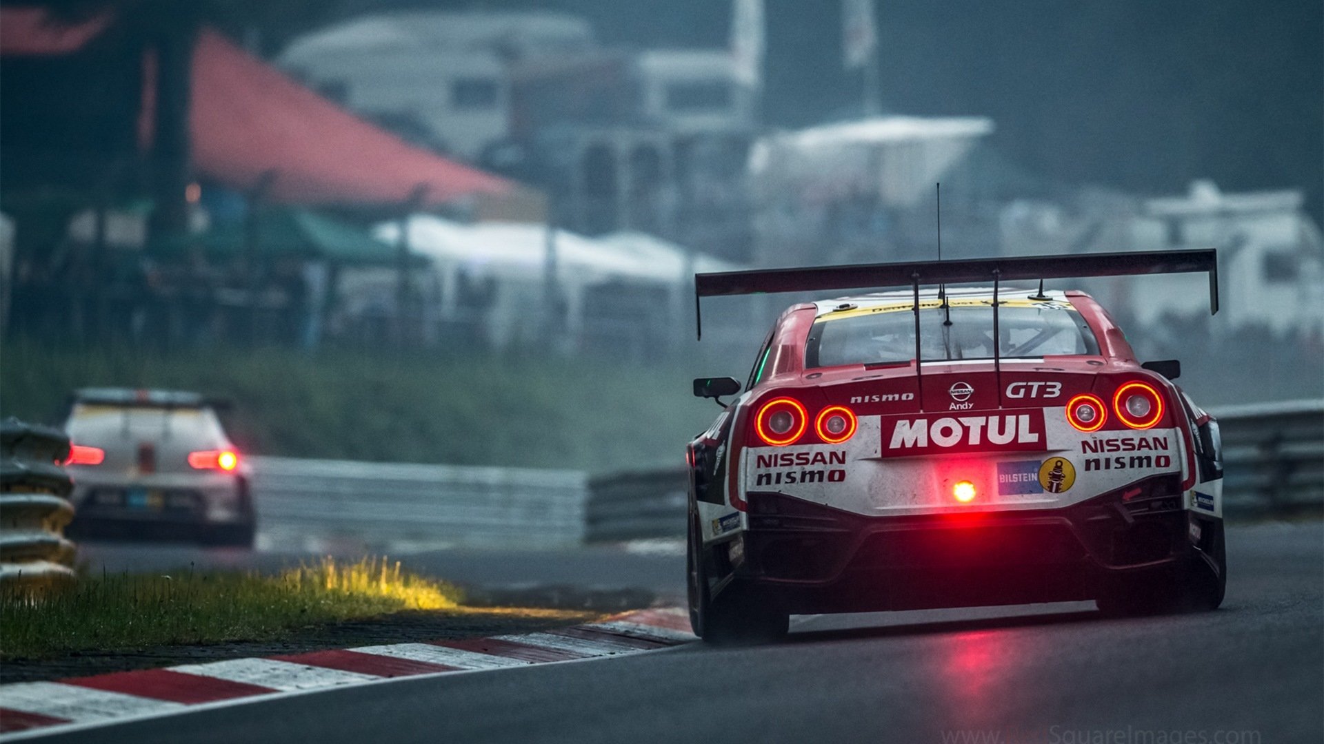 开云真人娱乐官网-《青年电竞明星：未来之星大放异彩》，电竞年轻人